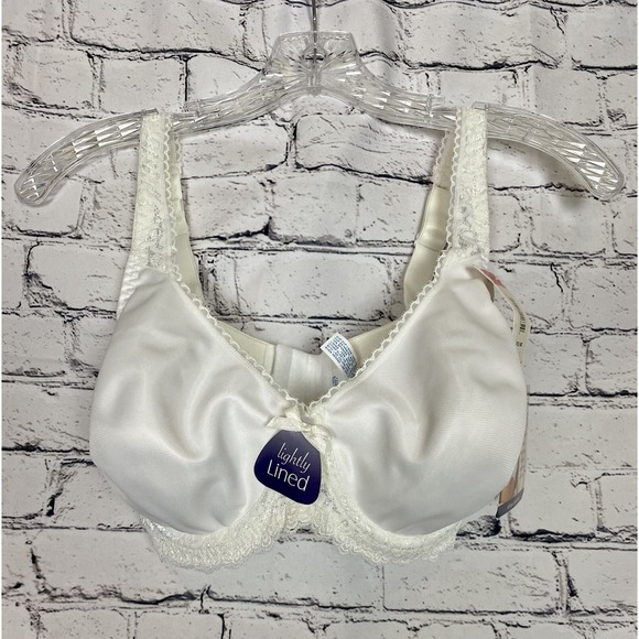 Playtex Other - NWT Playtex Secrets 4442 Full Figure Lightly Lined Underwire Bra 36D White